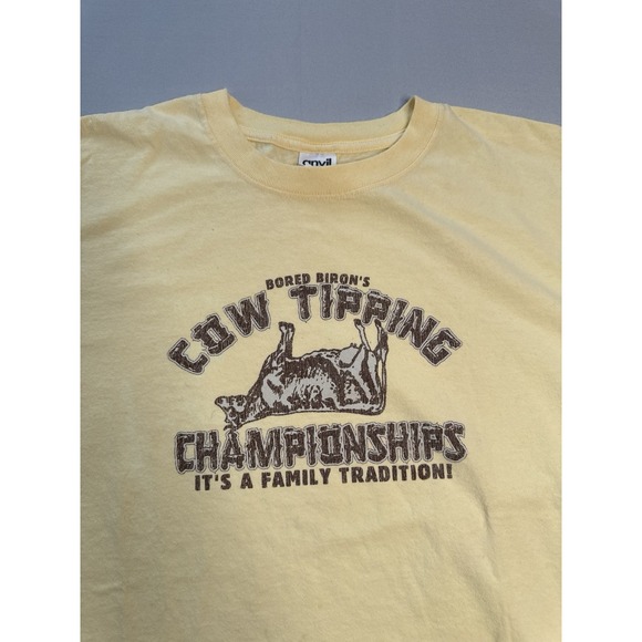 Anvil Other - Vintage Cow Tipping T Shirt XL Funny Farm Humor Graphic Tee Anvil Yellow